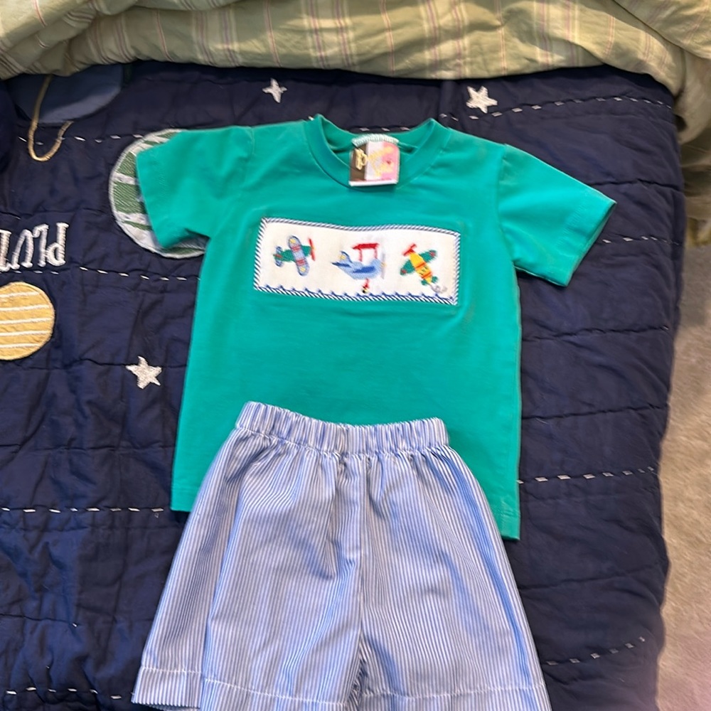Banana Split brand , Boys 2 piece, size 18 months, Smocked airplane short set